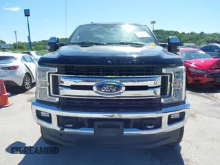 2018 Ford F-250 XL with VIN 1FT7W2BT3JEB65304, listed as a IAAI auction lot 42325685 with 172,771 mi miles and . Bid and sale history available at DreamBid. Image 12.