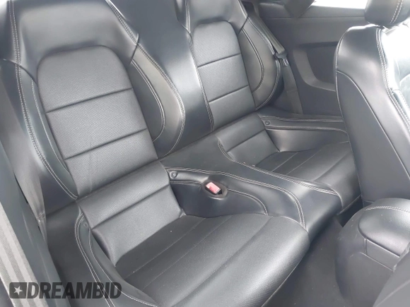 2019 Ford Mustang GT Premium с VIN 1FATP8FF1K5171791, выставлен на аукционе IAAI как лот 42043130 с пробегом 51 930 миль миль и . История ставок и продаж доступна на DreamBid. Изображение 8.