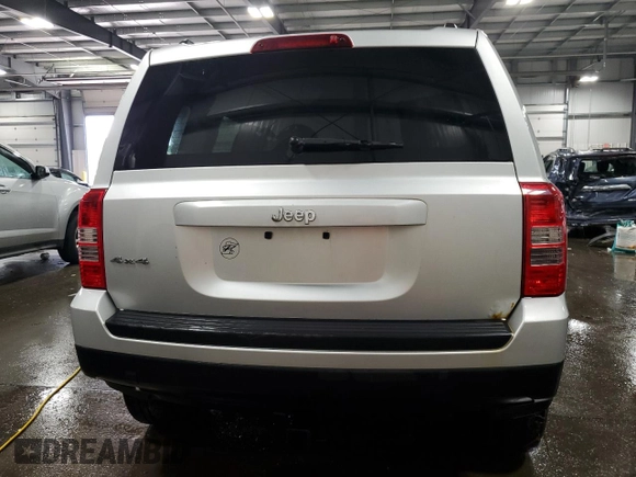 2012 Jeep Patriot Sport with VIN 1C4NJRBBXCD624343, listed as a Copart auction lot 61103315 with 116,728 mi miles and Salvage title. Bid and sale history available at DreamBid. Image 6.