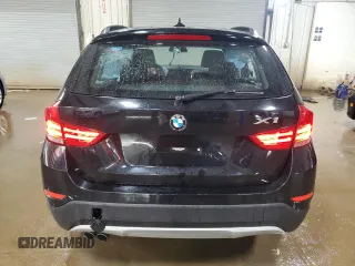 2015 BMW X1 xDrive28i z VIN WBAVL1C51FVY28965, wystawiony jako Copart lot #50895115 z przebiegiem 53 133 mil mil oraz Szkoda całkowita • Salvage title. Historia ofert i sprzedaży dostępna na DreamBid. Obrazek 6.
