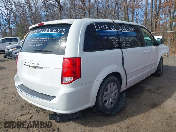 2017 Dodge Grand Caravan SE Plus z VIN 2C4RDGBGXHR655881, wystawiony jako IAAI lot #41738830 z przebiegiem 105 305 mil mil oraz . Historia ofert i sprzedaży dostępna na DreamBid. Obrazek 4.