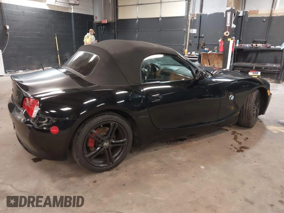 2008 BMW Z4 3.0si with VIN 4USBU53528LX04769, listed as a IAAI auction lot 42039757 with 113,500 mi miles and . Bid and sale history available at DreamBid. Image 4.