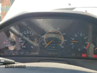1991 Mercedes-Benz 500 с VIN WDBFA66E2MF022726, выставлен на аукционе Copart как лот 59915435 с пробегом 157 264 миль миль и Чистый • Clean title. История ставок и продаж доступна на DreamBid. Изображение 9.