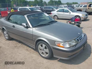 2002 Saab 9-3 SE z VIN YS3DF78K327000639, wystawiony jako IAAI lot #42430735 z przebiegiem 109 729 mil mil oraz . Historia ofert i sprzedaży dostępna na DreamBid. Obrazek 1.