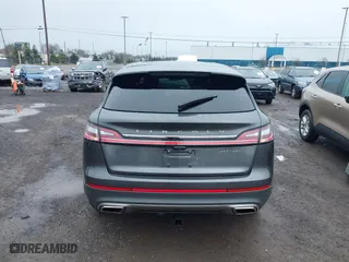2019 Lincoln Nautilus Select with VIN 2LMPJ8K91KBL61745, listed as a IAAI auction lot 42020381 with 20,080 mi miles. Bid and sale history available at carsss.com. Image 16.