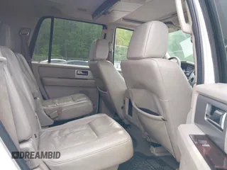 2008 Ford Expedition Limited с VIN 1FMFU19568LA37062, выставлен на аукционе IAAI как лот 42039365 с пробегом 309 712 миль миль и . История ставок и продаж доступна на DreamBid. Изображение 8.