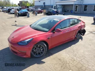 2023 Tesla Model 3 z VIN 5YJ3E1EAXPF598079, wystawiony jako Copart lot #55199405 z przebiegiem Nie podano mil oraz Szkoda całkowita • Salvage title. Historia ofert i sprzedaży dostępna na DreamBid. Obrazek 1.