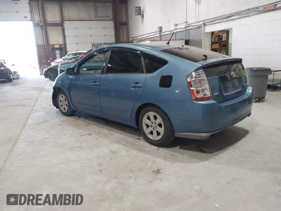 2007 Toyota Prius with VIN JTDKB20U377692354, listed as a IAAI auction lot 42055104 with 299,000 mi miles. Bid and sale history available at carsss.com. Image 3.