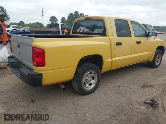 2006 Dodge Dakota ST with VIN 1D7HE28K56S620741, listed as a IAAI auction lot 41891757 with 122,495 mi miles and . Bid and sale history available at carsss.com. Image 4.