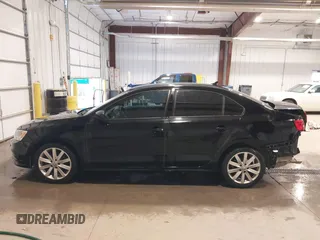2015 Volkswagen Jetta Sedan 2.0L TDI SEL with VIN 3VWLA7AJ2FM341784, listed as a IAAI auction lot 41577281 with 139,688 mi miles. Bid and sale history available at carsss.com. Image 15.