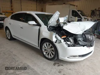 2014 Buick LaCrosse Leather z VIN 1G4GB5G37EF225697, wystawiony jako IAAI lot #42290731 z przebiegiem 43 234 mil mil oraz . Historia ofert i sprzedaży dostępna na DreamBid. Obrazek 1.