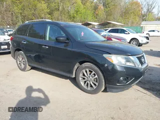 2015 Nissan Pathfinder SV z VIN 5N1AR2MM9FC695049, wystawiony jako IAAI lot #42063558 z przebiegiem 100 453 mil mil oraz . Historia ofert i sprzedaży dostępna na DreamBid. Obrazek 1.