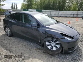 2024 Tesla Model Y Long Range z VIN 7SAYGDEE8RF986258, wystawiony jako Copart lot #58434275 z przebiegiem 59 934 mil mil oraz Szkoda całkowita • Salvage title. Historia ofert i sprzedaży dostępna na DreamBid. Obrazek 4.