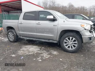 2016 Toyota Tundra 4WD Truck LTD with VIN 5TFHY5F15GX531995, listed as a IAAI auction lot 41457378 with 92,172 mi miles. Bid and sale history available at carsss.com. Image 3.