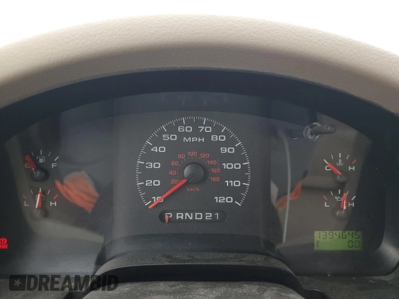 2007 Ford F-150 XL with VIN 1FTRF12W67NA84206, listed as a Copart auction lot 82769734 with 139,464 mi miles and Clean Title. Bid and sale history available at carsss.com. Image 9.