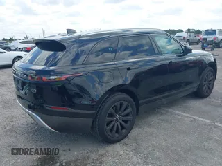 2019 Land Rover Range Rover Velar S z VIN SALYB2EX7KA210115, wystawiony jako IAAI lot #42074813 z przebiegiem 34 647 mil mil oraz . Historia ofert i sprzedaży dostępna na DreamBid. Obrazek 4.