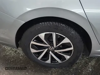 2024 Volkswagen Jetta S with VIN 3VW5M7BU6RM073190, listed as a IAAI auction lot 42844463 with 33,096 mi miles and . Bid and sale history available at DreamBid. Image 18.