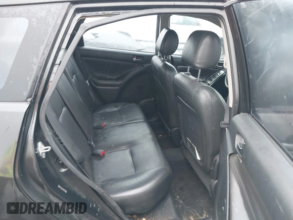 2006 Toyota Matrix STD with VIN 2T1KR32E66C592995, listed as a IAAI auction lot 41582222 with 299,999 mi miles and . Bid and sale history available at DreamBid. Image 8.