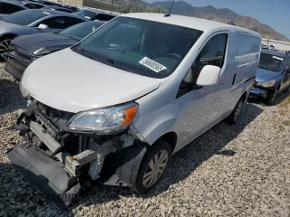 2019 Nissan NV200 S with VIN 3N6CM0KN6KK691327, listed as a Copart auction lot 56600565 with 34,646 mi miles and Salvage title. Bid and sale history available at DreamBid. Image 1.