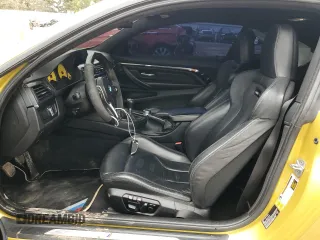 2015 BMW M4 z VIN WBS3R9C54FK334245, wystawiony jako Copart lot #54086695 z przebiegiem 90 191 mil mil oraz Szkoda całkowita • Salvage title. Historia ofert i sprzedaży dostępna na DreamBid. Obrazek 7.