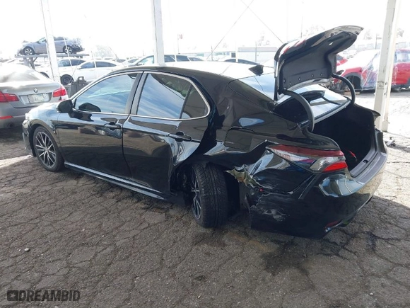 2021 Toyota Camry SE Nightshade with VIN 4T1T11AKXMU552275, listed as a IAAI auction lot 41813796 with 80,889 mi miles. Bid and sale history available at carsss.com. Image 3.