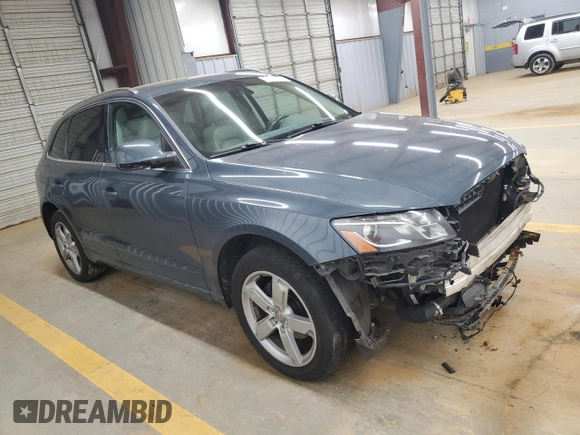 2011 Audi Q5 Premium Plus with VIN WA1LFAFP6BA043075, listed as a Copart auction lot 51084425 with 228,195 mi miles and Salvage Title. Bid and sale history available at DreamBid. Image 4.