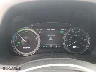 2019 Kia Niro Plug-In Hybrid EX Premium with VIN KNDCC3LD2K5344746, listed as a Copart auction lot 51823025 with 60,517 mi miles and Salvage Title. Bid and sale history available at carsss.com. Image 9.