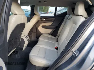 2019 Volvo XC40 Momentum with VIN YV4162UK6K2060492, listed as a Copart auction lot 69605803 with 73,391 mi miles. Bid and sale history available at carsss.com. Image 10.