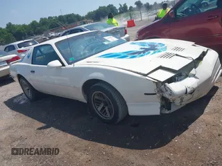 1992 Pontiac Firebird with VIN 1G2FS23E3NL200467, listed as a IAAI auction lot 42620959 with 93,337 mi miles and . Bid and sale history available at DreamBid. Image 1.