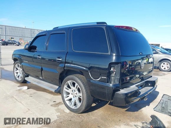 2006 Cadillac Escalade with VIN 1GYEC63NX6R148341, listed as a IAAI auction lot 42603913 with 219,673 mi miles and . Bid and sale history available at DreamBid. Image 3.