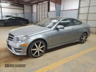 2015 Mercedes-Benz C-Class C 250 with VIN WDDGJ4HB4FG414882, listed as a Copart auction lot 49929055 with 83,921 mi miles and Clean Title. Bid and sale history available at carsss.com. Image 1.