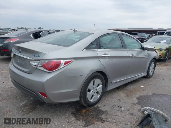 2012 Hyundai Sonata Hybrid with VIN KMHEC4A45CA054605, listed as a IAAI auction lot 42045509 with 188,852 mi miles and . Bid and sale history available at DreamBid. Image 4.