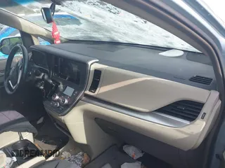 2017 Toyota Sienna LE with VIN 5TDJZ3DC5HS158746, listed as a IAAI auction lot 41343900 with 79,019 mi miles. Bid and sale history available at carsss.com. Image 5.