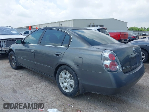 2006 Nissan Altima 2.5 S with VIN 1N4AL11D26C238691, listed as a IAAI auction lot 42085537 with 237,816 mi miles. Bid and sale history available at carsss.com. Image 3.