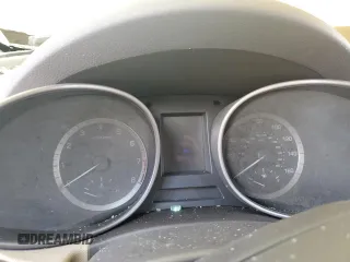 2017 Hyundai Santa Fe 2.4L z VIN 5NMZUDLB9HH013230, wystawiony jako Copart lot #55888975 z przebiegiem Nie podano mil oraz Szkoda całkowita • Salvage title. Historia ofert i sprzedaży dostępna na DreamBid. Obrazek 9.