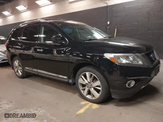 2014 Nissan Pathfinder S with VIN 5N1AR2MM3EC699242, listed as a IAAI auction lot 41848681 with 91,758 mi miles. Bid and sale history available at carsss.com. Image 1.