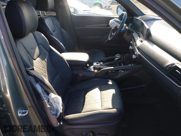 2024 Kia Telluride EX with VIN 5XYP3DGC1RG556502, listed as a IAAI auction lot 41993593 with 8,891 mi miles and . Bid and sale history available at carsss.com. Image 5.