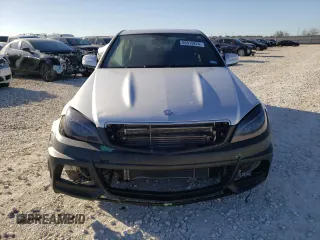 2009 Mercedes-Benz C 63 AMG with VIN WDDGF77X59F251024, listed as a Copart auction lot 86815874 with 116,990 mi miles and Salvage Title. Bid and sale history available at DreamBid. Image 5.