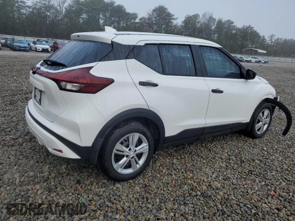 2024 Nissan Kicks S with VIN 3N1CP5BV1RL584510, listed as a Copart auction lot 43839965 with 6,468 mi miles and Salvage Title. Bid and sale history available at carsss.com. Image 3.