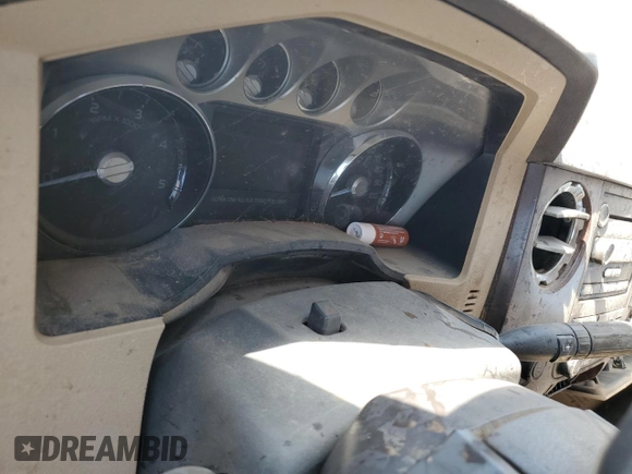 2011 Ford F-350 z VIN 1FT8W3AT3BEC35431, wystawiony jako Copart lot #78620444 z przebiegiem Nie podano mil oraz Szkoda całkowita • Salvage title. Historia ofert i sprzedaży dostępna na DreamBid. Obrazek 9.