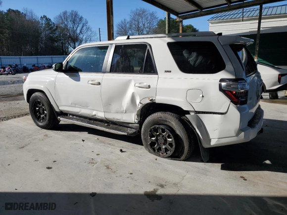 2018 Toyota 4Runner SR5 with VIN JTEZU5JR6J5180428, listed as a Copart auction lot 48607755 with 94,222 mi miles and Salvage Title. Bid and sale history available at carsss.com. Image 2.