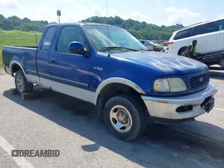 1997 Ford F-150 XL with VIN 1FTDX1860VNB03456, listed as a IAAI auction lot 42811342 with 211,369 mi miles and . Bid and sale history available at DreamBid. Image 1.