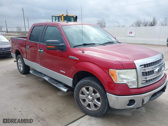 2013 Ford F-150 XL with VIN 1FTFW1CTXDKD88563, listed as a IAAI auction lot 41557298 with 223,301 mi miles. Bid and sale history available at carsss.com. Image 1.