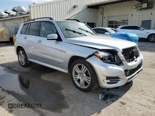 2015 Mercedes-Benz GLK 350 with VIN WDCGG8JB7FG419675, listed as a Copart auction lot 54495065 with 231,259 mi miles and Salvage Title. Bid and sale history available at DreamBid. Image 4.
