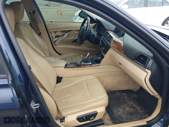 2013 BMW 3 Series 328i с VIN WBA3A5C54DF355588, выставлен на аукционе IAAI как лот 42371580 с пробегом 184 548 миль миль и . История ставок и продаж доступна на DreamBid. Изображение 5.