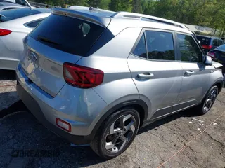 2024 Hyundai Venue SEL with VIN KMHRC8A30RU317543, listed as a IAAI auction lot 41978170 with 10,372 mi miles and . Bid and sale history available at DreamBid. Image 4.