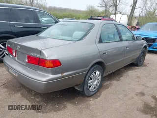 2001 Toyota Camry CE with VIN 4T1BG22K01U060588, listed as a IAAI auction lot 42040071 with 165,446 mi miles and . Bid and sale history available at DreamBid. Image 4.
