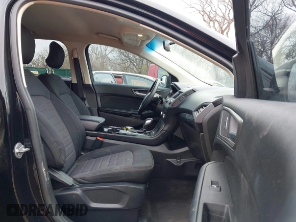 2017 Ford Edge SE z VIN 2FMPK3G93HBC16929, wystawiony jako IAAI lot #41866963 z przebiegiem 130 016 mil mil oraz . Historia ofert i sprzedaży dostępna na DreamBid. Obrazek 5.