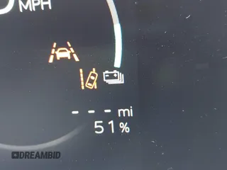 2023 Toyota bZ4X XLE z VIN JTMAAAAA1PA025511, wystawiony jako IAAI lot #41917340 z przebiegiem 17 460 mil mil oraz . Historia ofert i sprzedaży dostępna na DreamBid. Obrazek 17.