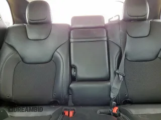 2019 Jeep Cherokee Latitude Plus z VIN 1C4PJLLB5KD383813, wystawiony jako Copart lot #59374655 z przebiegiem 45 506 mil mil oraz Szkoda całkowita • Salvage title. Historia ofert i sprzedaży dostępna na DreamBid. Obrazek 10.